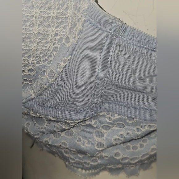 Lane Bryant Cacique Bra size 38C - Picture 3 of 6